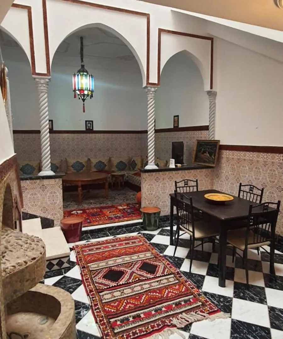 Quarya Assiyahia - Riad Camilia- Maison Entiere Avec Piscine Marrakesh 0*,  Morocco